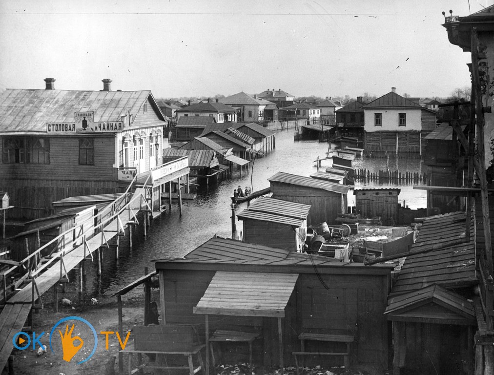Труханов          остров          во          время          паводка.          1900-е          годы