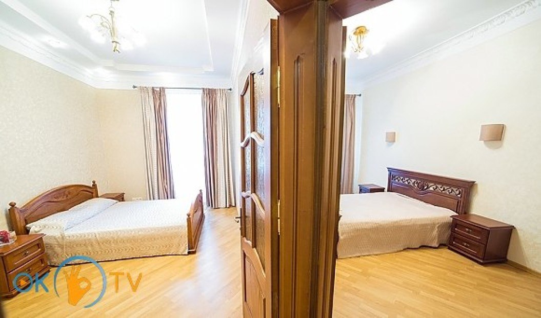 Квартира в центре Львова с изолированными спальнями фото 3