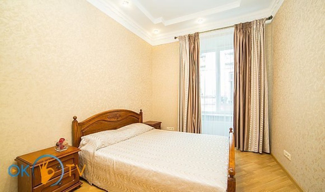 Квартира в центре Львова с изолированными спальнями фото 2
