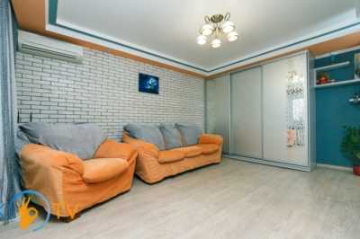 квартира посуточно - Киев, Оболонский район, ул. Маршала Тимошенка, 4 - фото 1