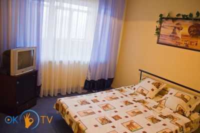 квартира посуточно - Киев, Оболонский район, ул. Озерная, 6 - фото 2