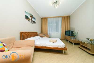 квартира посуточно - Киев, Оболонский район, ул. Маршала Тимошенко, 21 - фото 1