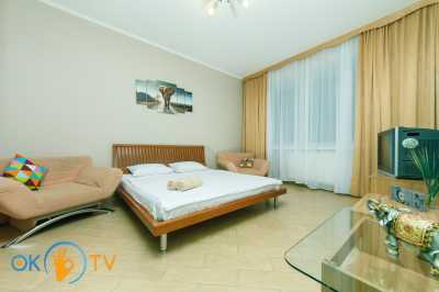 квартира                            посуточно - Киев, Оболонский район, ул. Маршала Тимошенко, 21