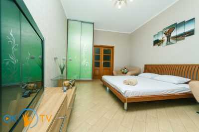 квартира посуточно - Киев, Оболонский район, ул. Маршала Тимошенко, 21 - фото 2