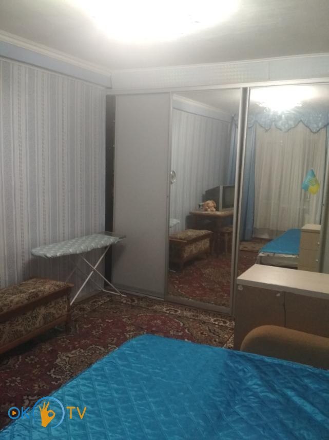 Однокымнатна квартира біля метро Дарниця фото 4