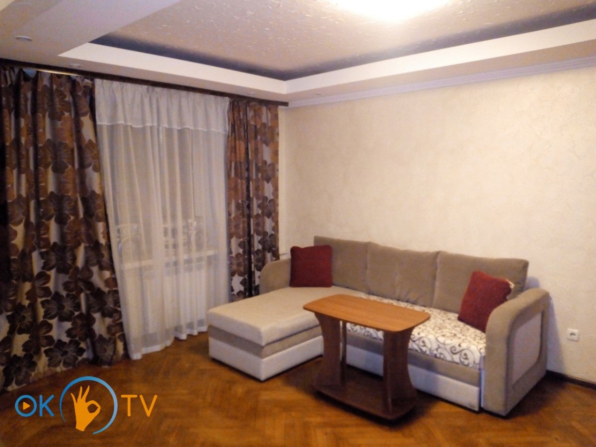 Отличная квартира в центре Киева посуточно фото 3