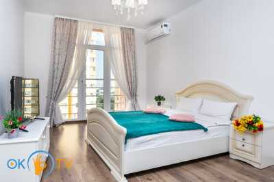 квартира                            посуточно - Киев, Оболонский район, ул. Калнышевского, 6