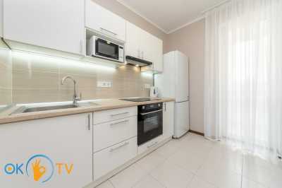 квартира посуточно - Киев, Оболонский район, ул. Семьи Кульженков, 37 - фото 5