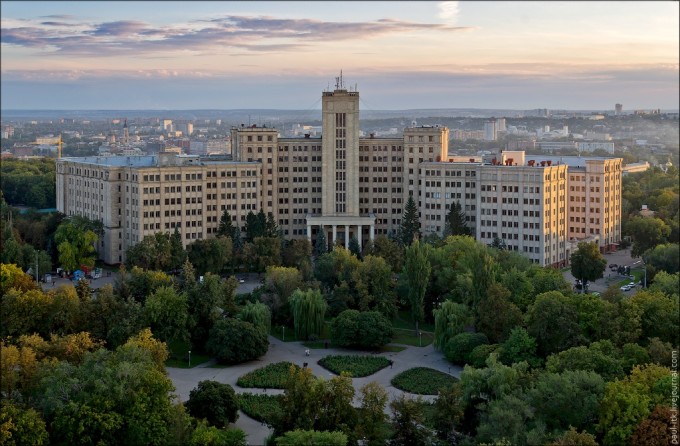 Центральная площадь харьков