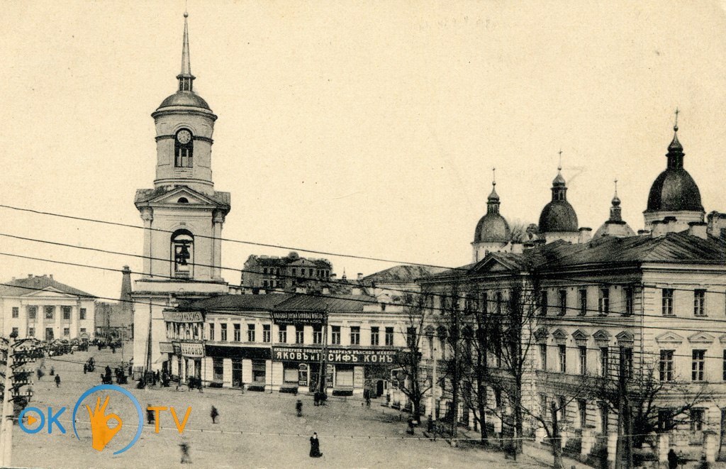 Архітектурний          ансамбль          дзвіниці          з          двоповерховими          додатковими          приміщеннями.          1910-роки