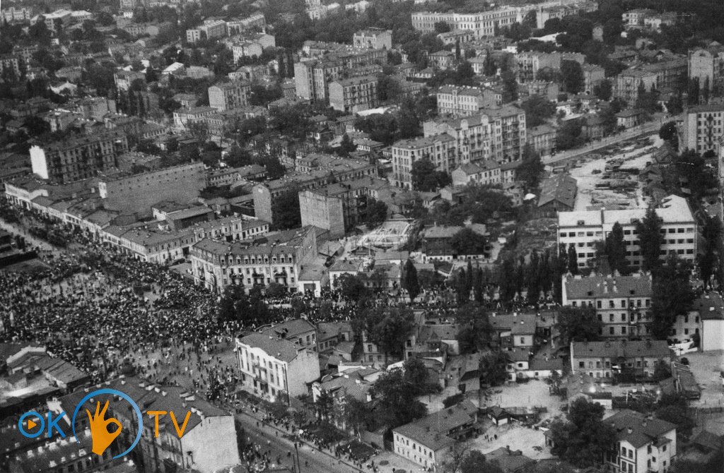 Вид          на          Евбаз          с          самолета.          В          нижнем          углу          слева          будущее          место          гостиницы.          1935          год