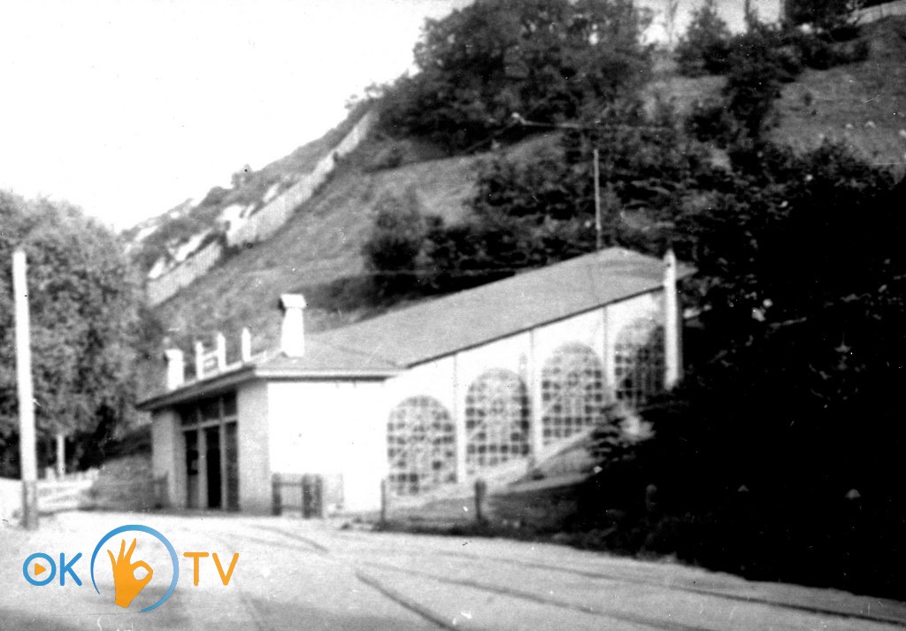 Перша          нижня          станція          фунікулера          на          Боричевому          Току.          1910-ті          роки