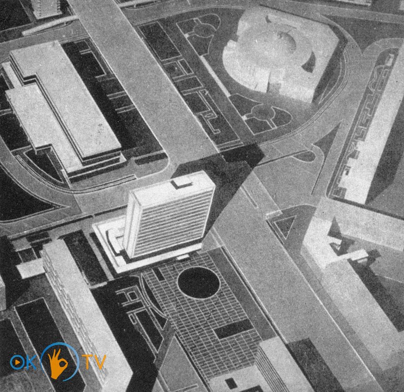 Проект          застройки          площади          Победы          с          архитектурной          доминантой          —          семнадцатиэтажной          гостиницей.          1962          год