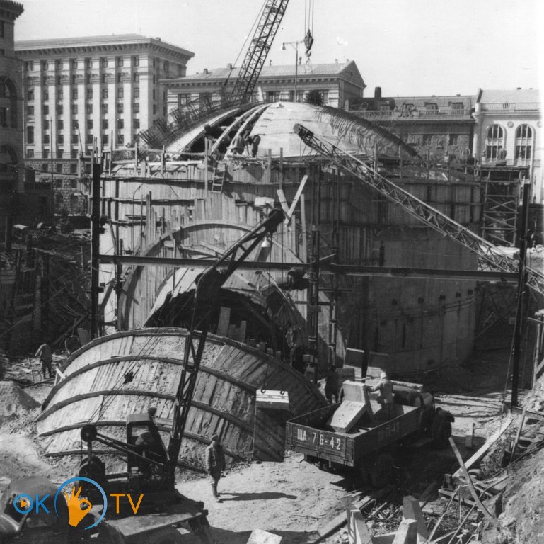 Будівництво          метро          на          Хрещатику.          Березень          1959          року