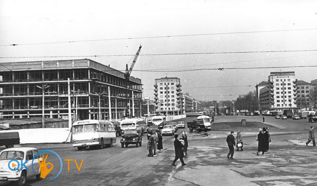 Строительство          универмага.          1965          год