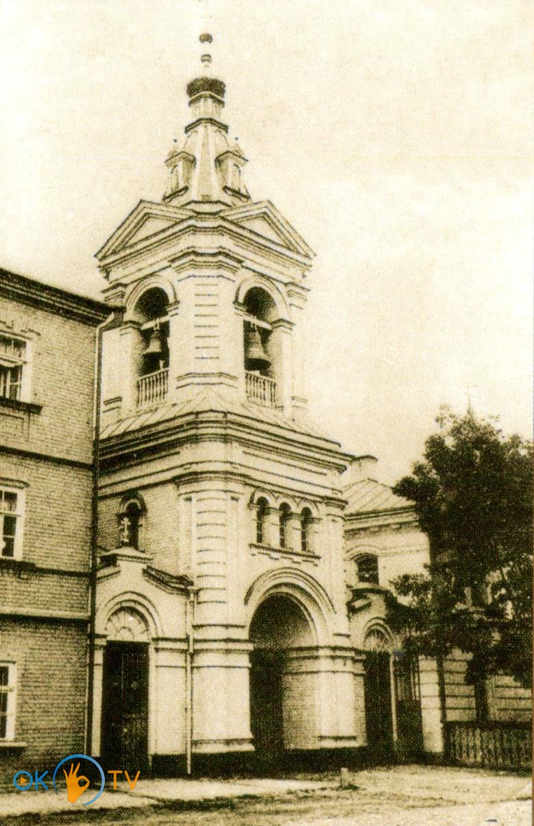 Дзвіниця          Введенського          монастиря.          Фото          ХІХ          ст.
