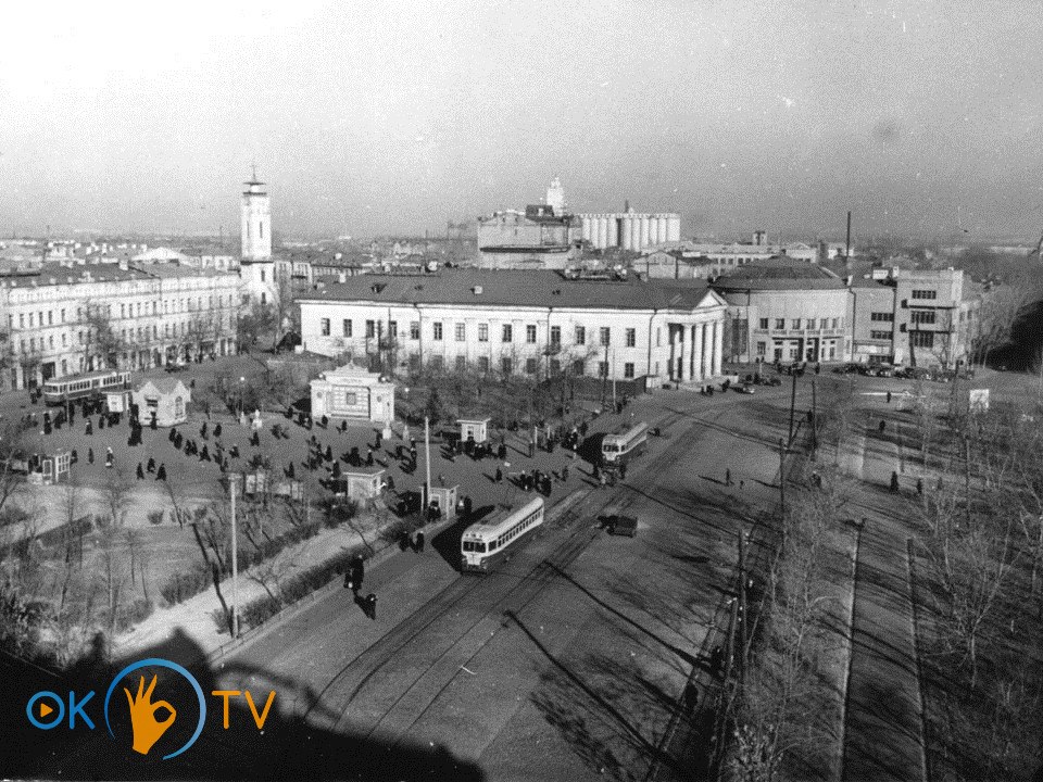 Панорама          Контрактовой          площади.          1953          год