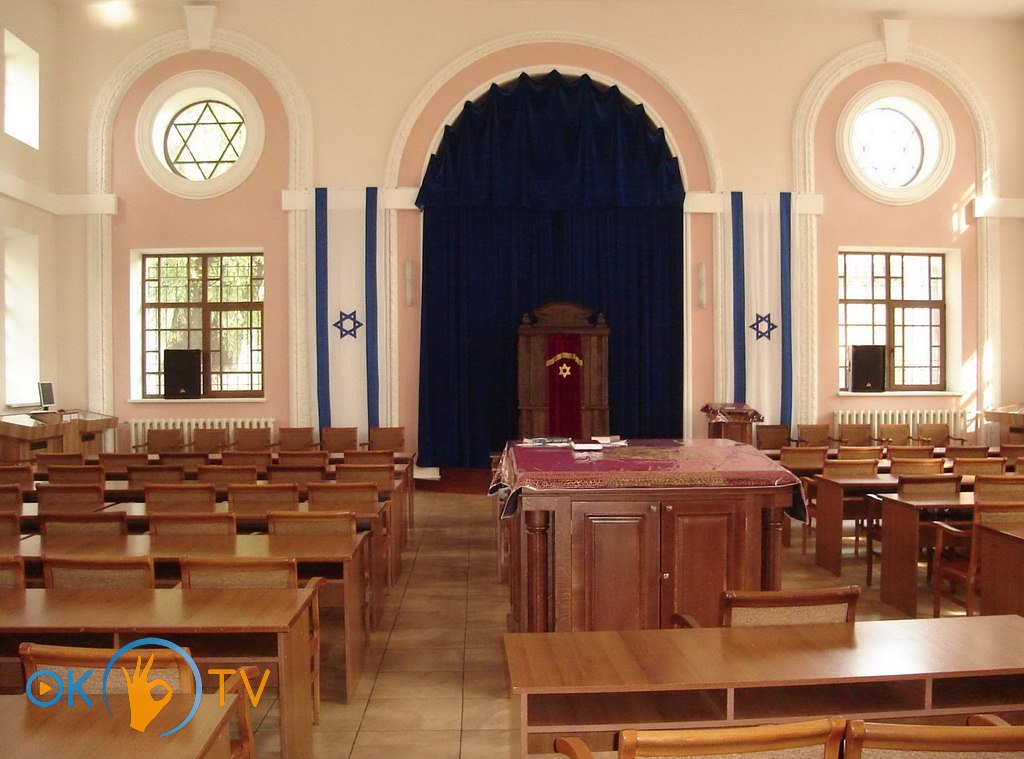 Інтерєр          відновленої          Галицької          синагоги.          2006          рік