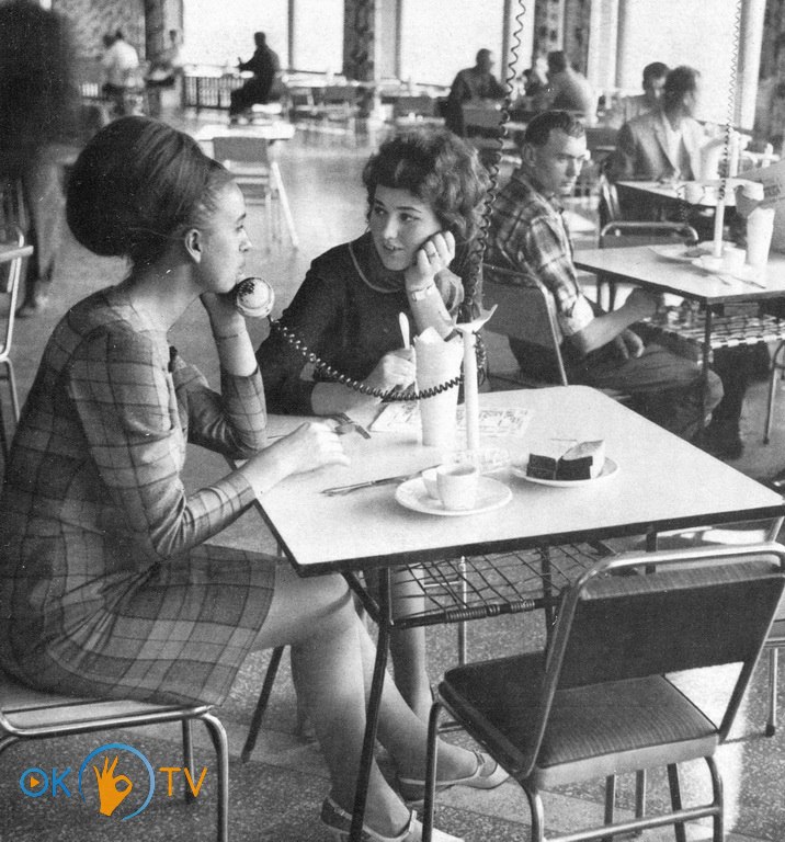 Зал          кафе          Ластівка.          1968          рік