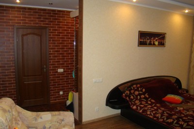 квартира посуточно - Чернигов, Центр, ул. Пятницкая, 36 - фото 2