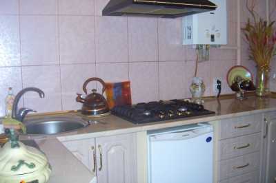 квартира посуточно - Бердянск, ул. Лиепайская, 17 - фото 1