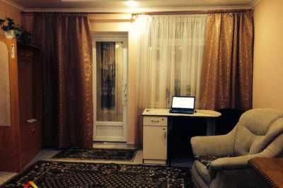 квартира посуточно - Житомир, Центр, ул. Бориса Тена, 18 - фото 1