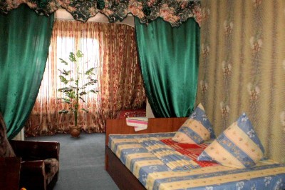 квартира                            посуточно - Полтава, Шевченковский район, ул. Шевченко, 83