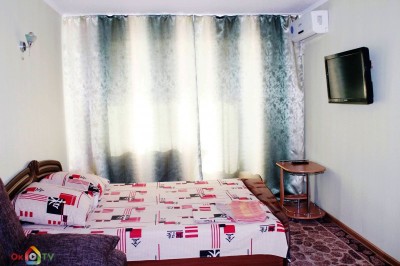 квартира                            подобово - Маріуполь, Центральный район, просп. Леніна, 74