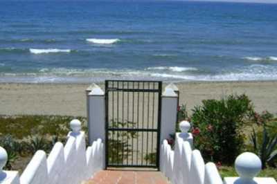 квартира посуточно - Михас - фото 12