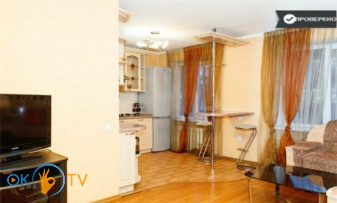 Элитная двухкомнатная квартира в центре Днепропетровска фото 5