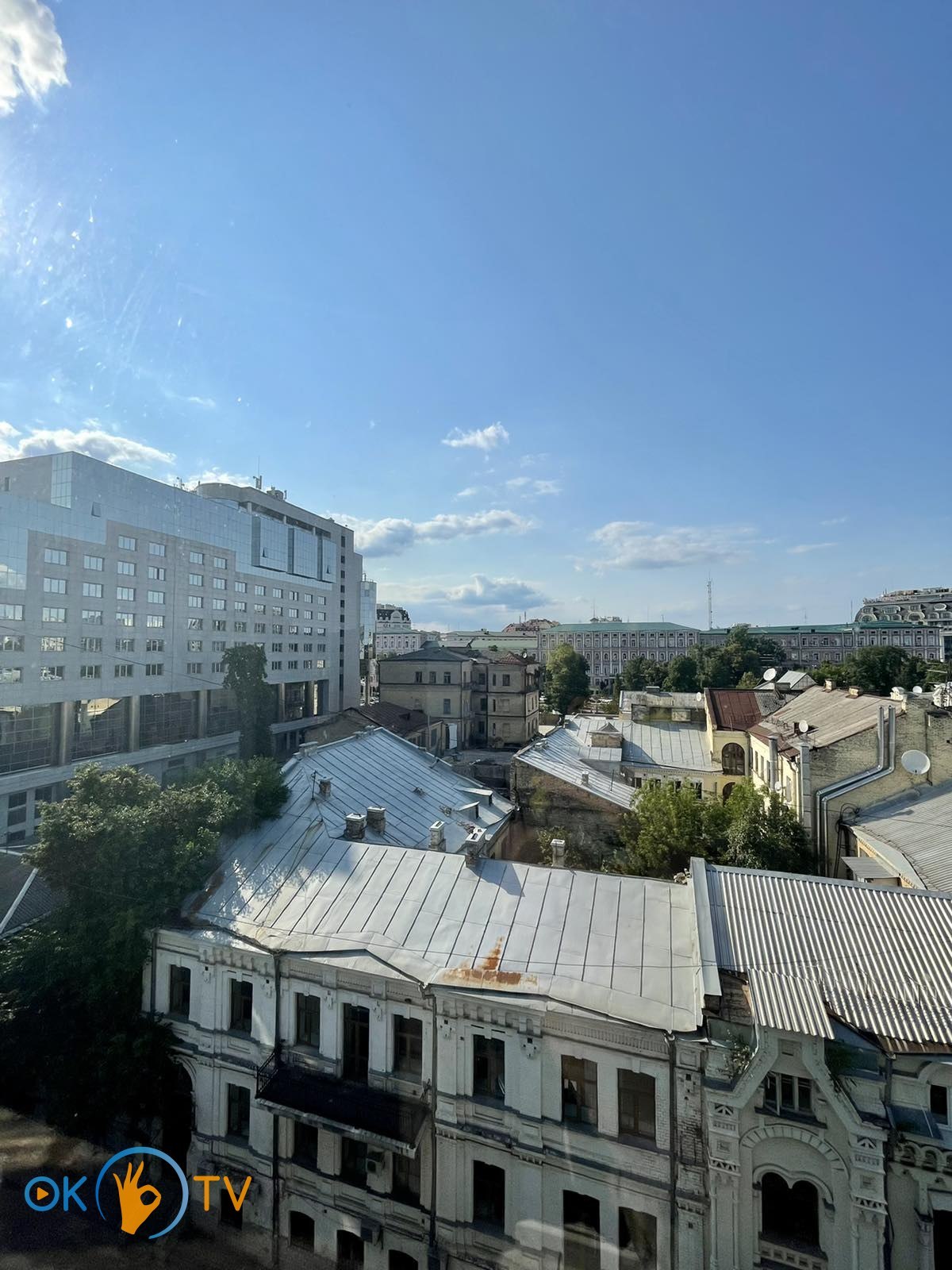 Двухкомнатная квартира посуточно в самом сердце Киева фото 18
