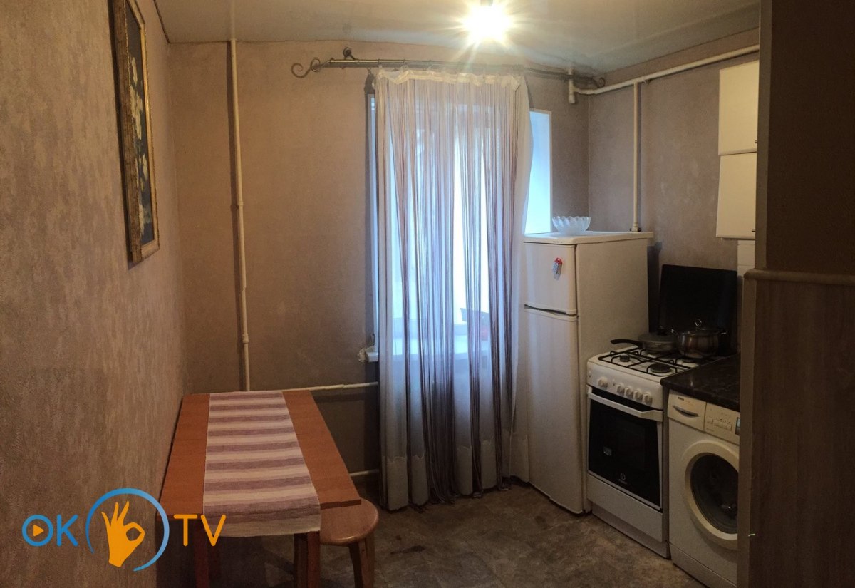 Однокомнатная квартира в Соломенском районе с новым ремонтом фото 4