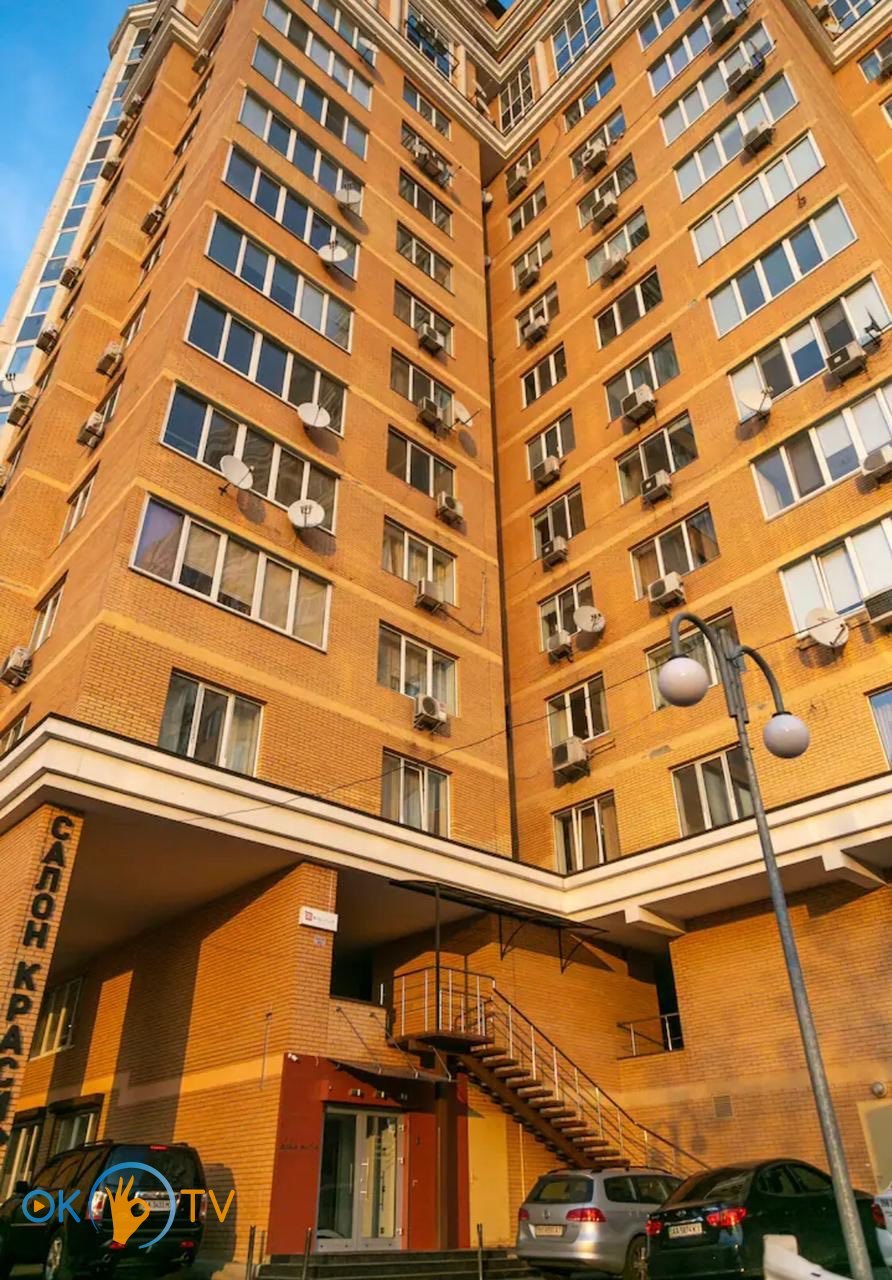Трехкомнатная квартира для посуточной аренды в центре Киева фото 16