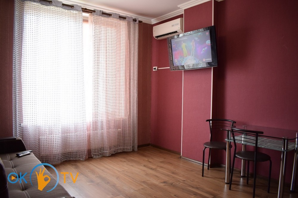 Двухкомнатная квартира посуточно в Киеве на Оболони фото 7