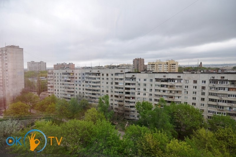 Современная двухкомнатная квартира в Харькове бизнес-класса фото 11