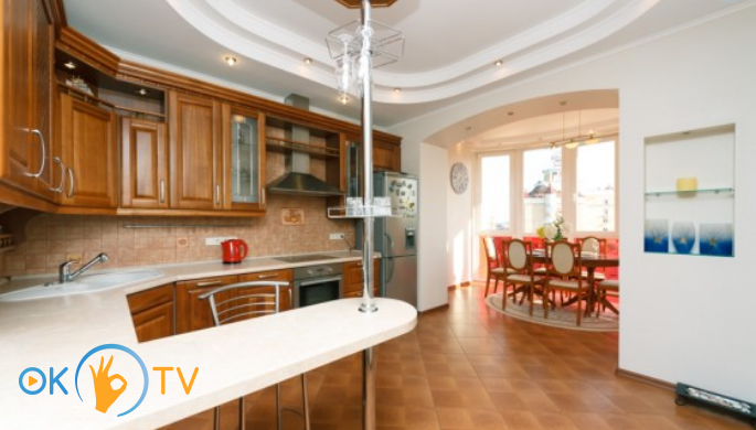 Панорамные апартаменты с джакузи и видом на Днепр фото 20