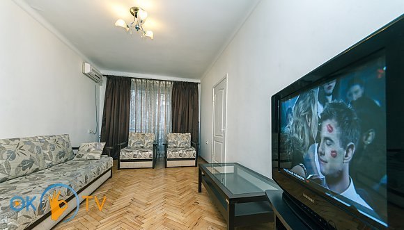 Двухкомнатная квартира в центре Киева фото 7