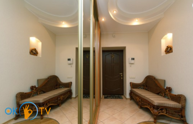 Панорамные апартаменты с джакузи и видом на Днепр фото 25