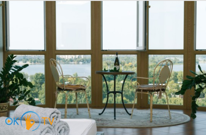 Панорамные апартаменты с джакузи и видом на Днепр фото 4