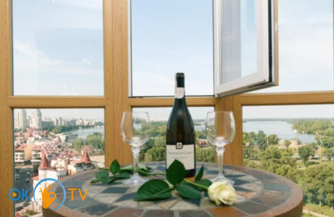 Панорамные апартаменты с джакузи и видом на Днепр фото 7