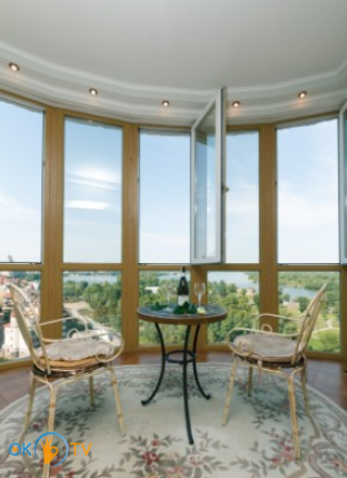 Панорамные апартаменты с джакузи и видом на Днепр фото 6