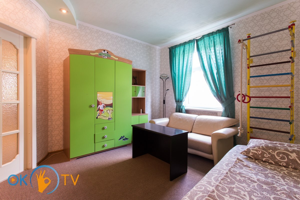 3-комнатная квартира посуточно в Харькове фото 10