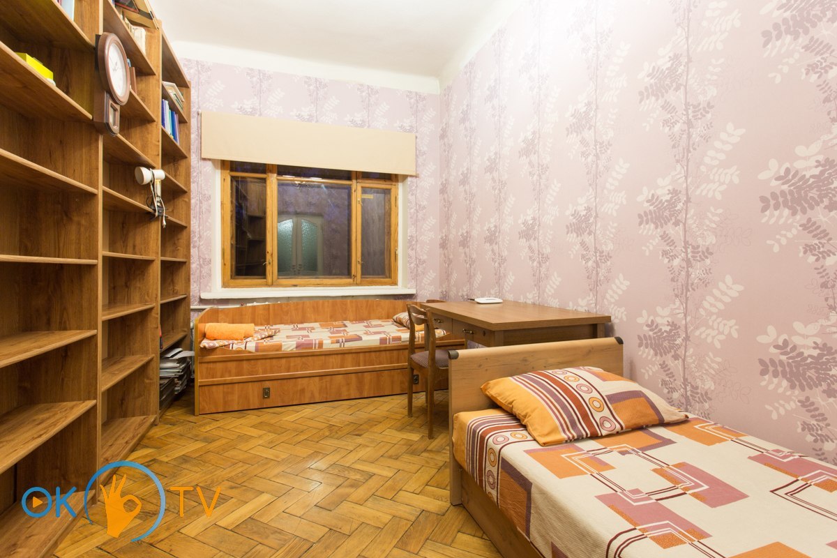 Четырехкомнатная квартира посуточно в центре Харькова фото 11