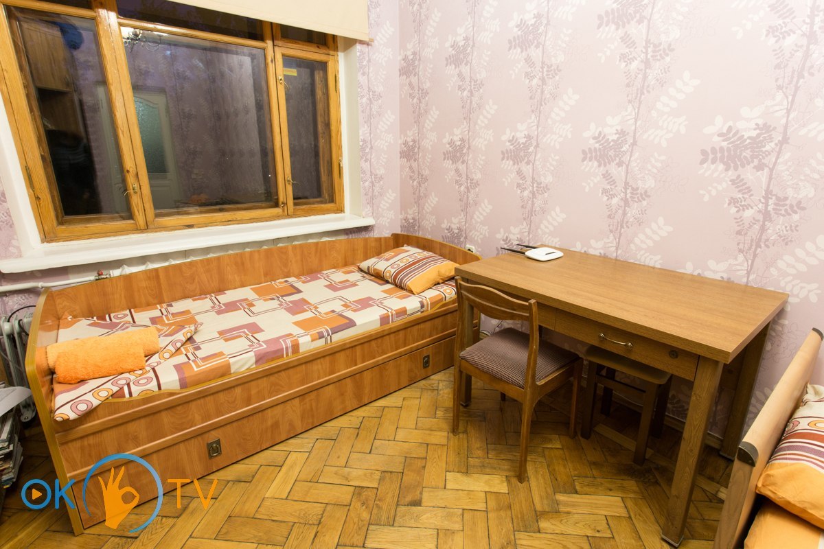 Четырехкомнатная квартира посуточно в центре Харькова фото 13