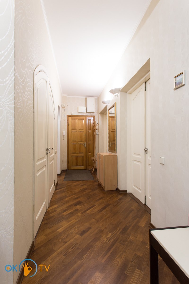 Четырехкомнатная квартира посуточно в центре Харькова фото 20