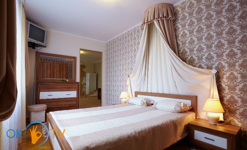 Дизайнерские апартаменты в центре фото 4