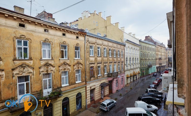 Дизайнерское просторное жилье во Львове фото 10