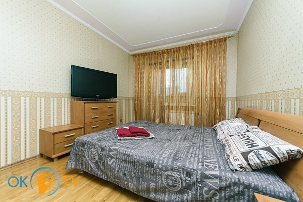 Однокомнатная квартира посуточно в Киеве на Оболони фото 2