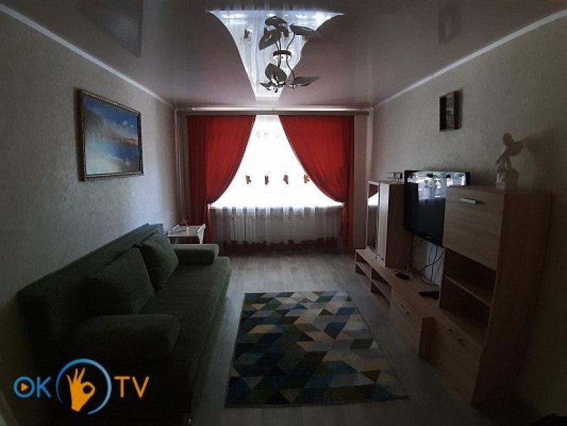Трехкомнатная квартира посуточно в Мариуполе фото 2