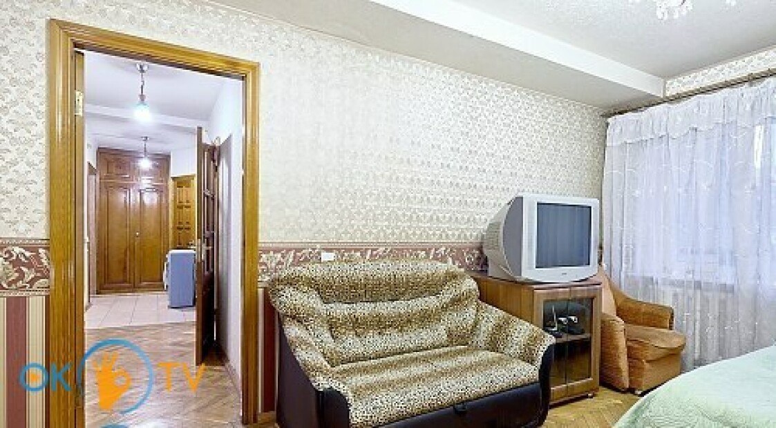 Двухкомнатная квартира посуточно с двумя спальнями возле метро Дворец Спорта фото 6